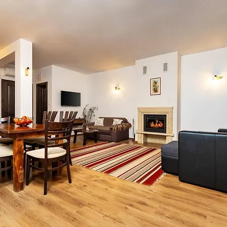 Vacation In Apartment *