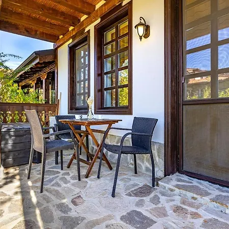 Апартамент Vacation In Старосел